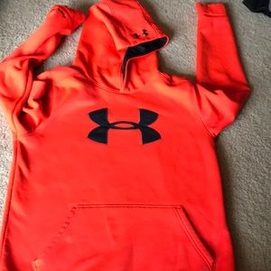 Bin3 under Armour YL orange hoodie